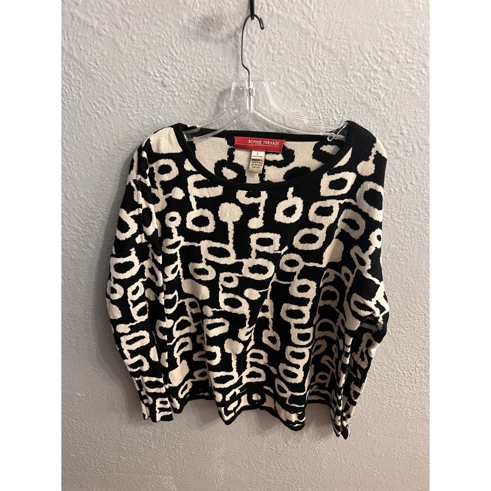 Beyond Threads Black White  Pullover Womens Sweater Size Large
